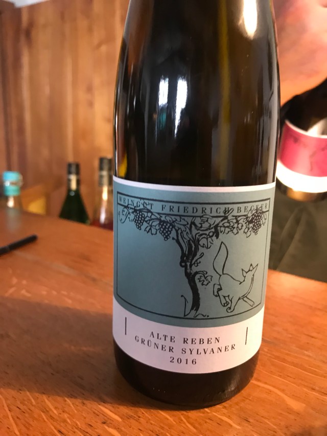 8F58748F-203B-488A-BBD9-D1A86BDC3978