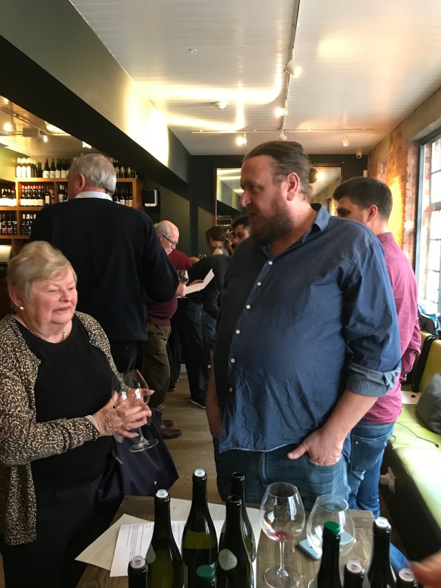 75D2EDB8-3786-4F32-8A47-5949299D2EEF