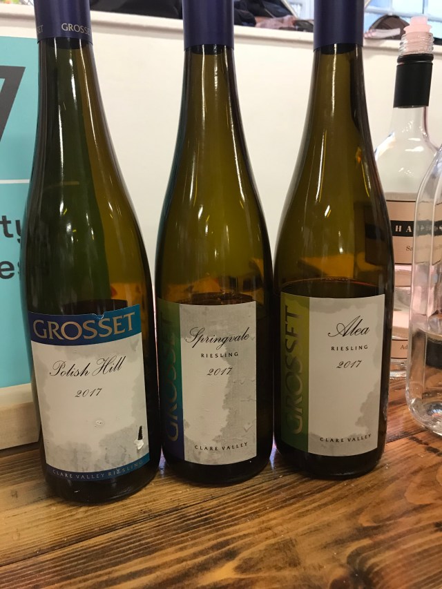 F383E411-0349-4F4D-8125-E1AE8565D5D4