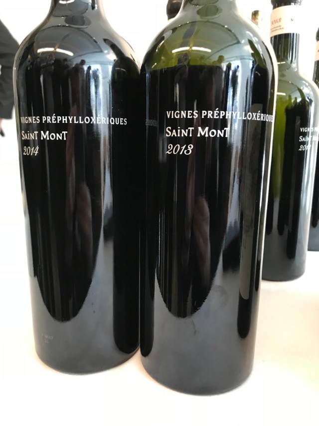 2D446051-0170-4D0C-9909-2800464DBFEB