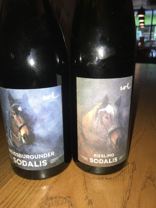 D91E3B03-24CA-45D6-AC64-3AA2296F6000