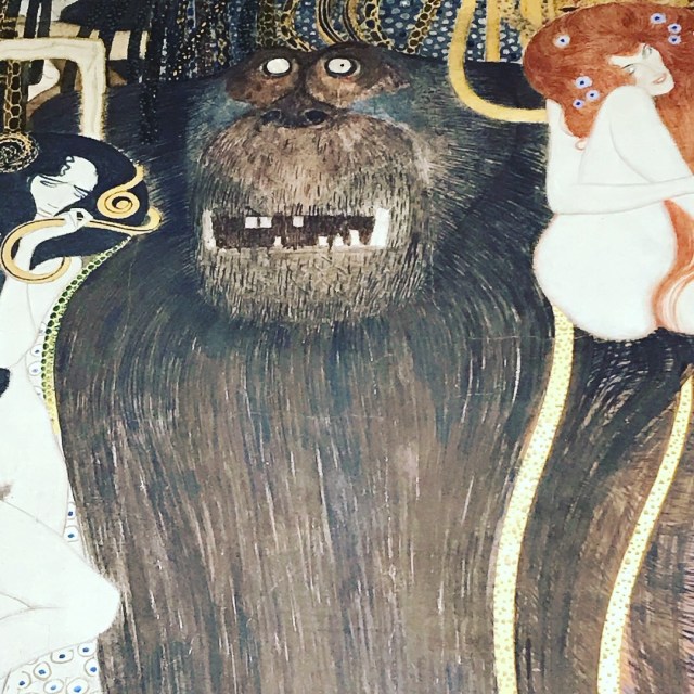 403DF787-7123-4FA2-BA22-A83069CC9595