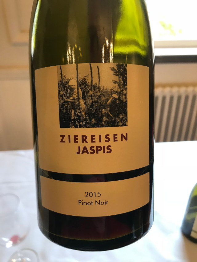 FDD9B3F6-AF4C-424F-BE37-C038298702FF