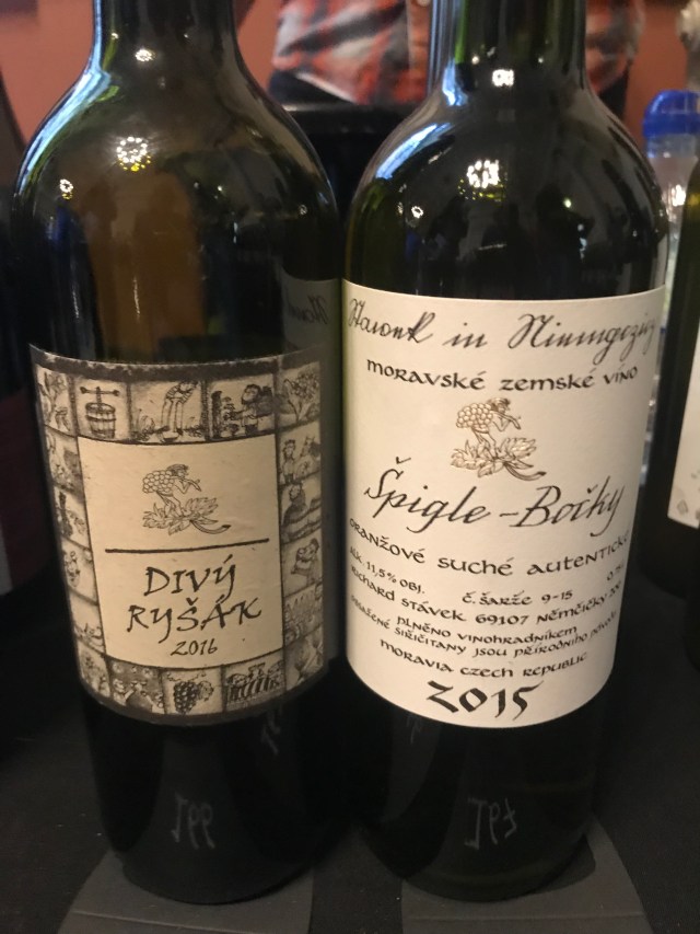 1BF417C8-C813-497A-856C-930A56BD4D62